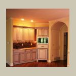Miles Avery Manor-21 Game Room Wet Bar.jpg